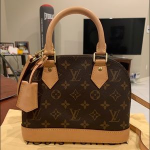 Auth Louis Vuitton alma bb ❤️